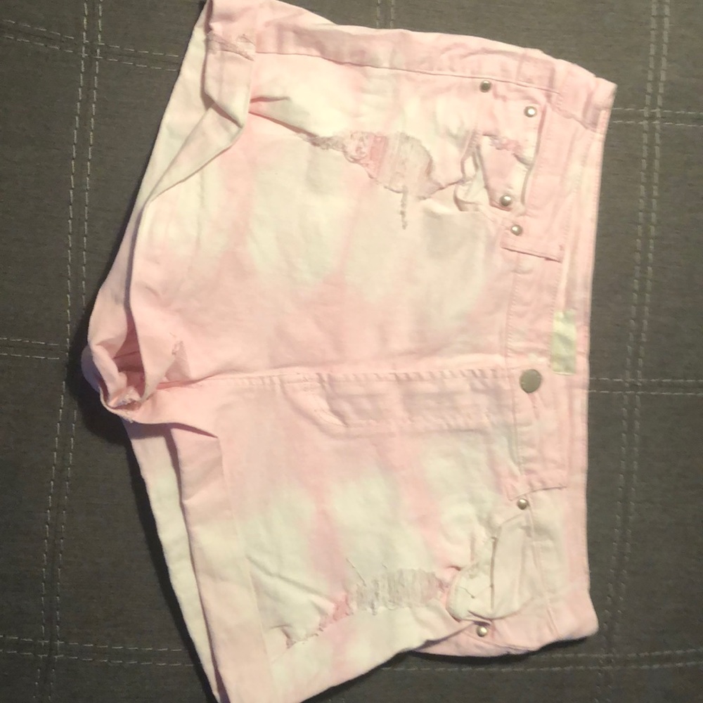 Pink and white tie die shorts